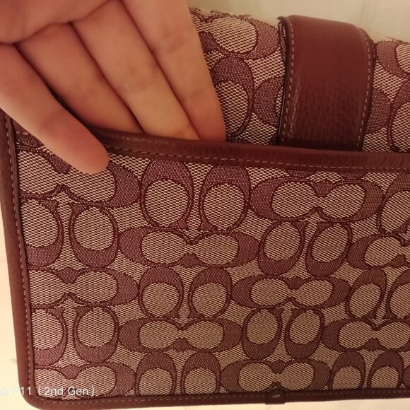 Coach Loonie Crossbody in Signature Jacquard - Picture 12 of 12